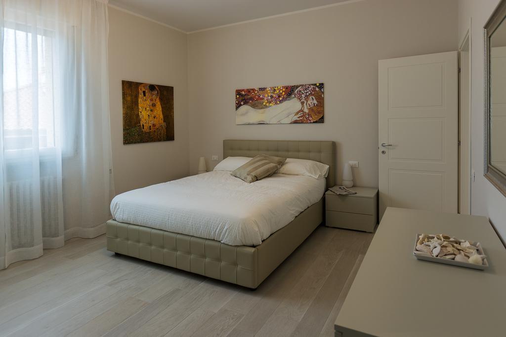 St. Vitale'S Basilic View Elegant Apartment Ραβένα Εξωτερικό φωτογραφία