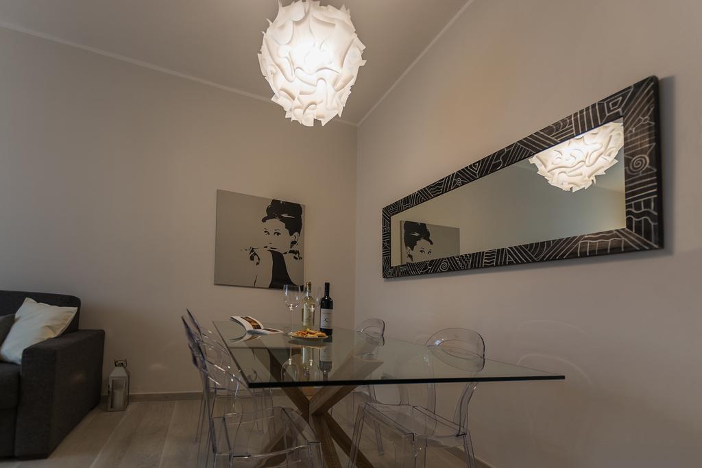 St. Vitale'S Basilic View Elegant Apartment Ραβένα Εξωτερικό φωτογραφία