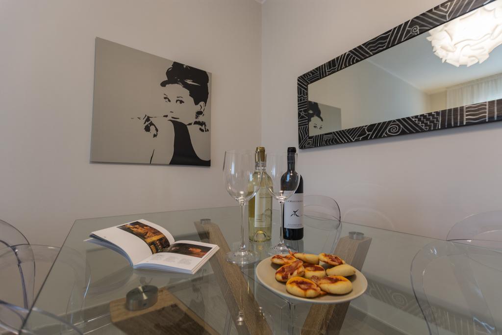 St. Vitale'S Basilic View Elegant Apartment Ραβένα Εξωτερικό φωτογραφία