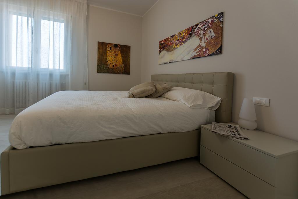 St. Vitale'S Basilic View Elegant Apartment Ραβένα Εξωτερικό φωτογραφία