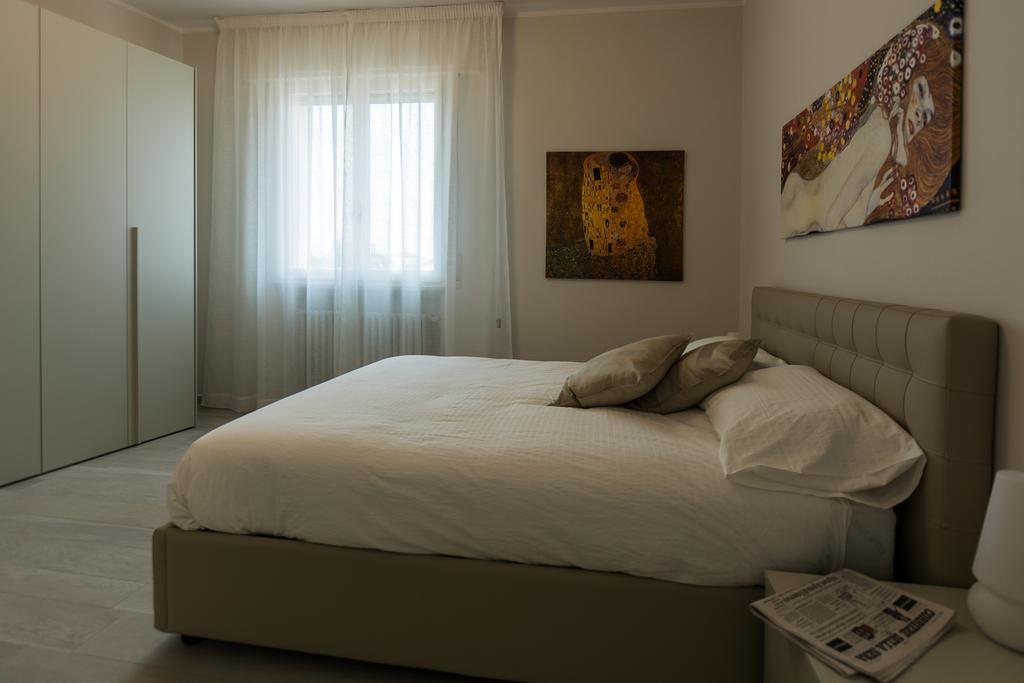 St. Vitale'S Basilic View Elegant Apartment Ραβένα Εξωτερικό φωτογραφία