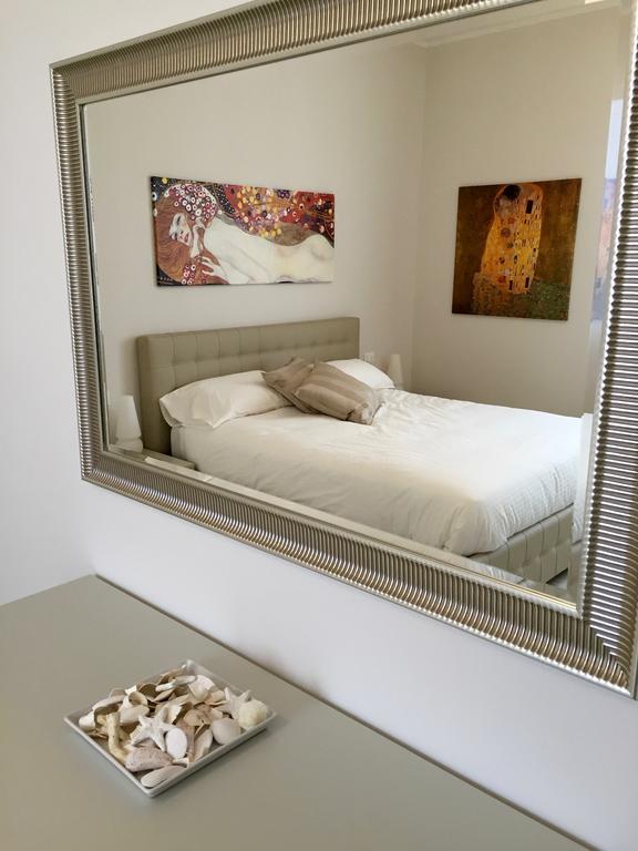 St. Vitale'S Basilic View Elegant Apartment Ραβένα Εξωτερικό φωτογραφία