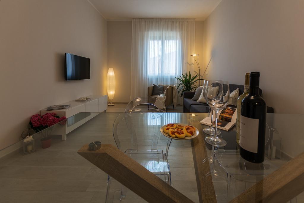 St. Vitale'S Basilic View Elegant Apartment Ραβένα Εξωτερικό φωτογραφία